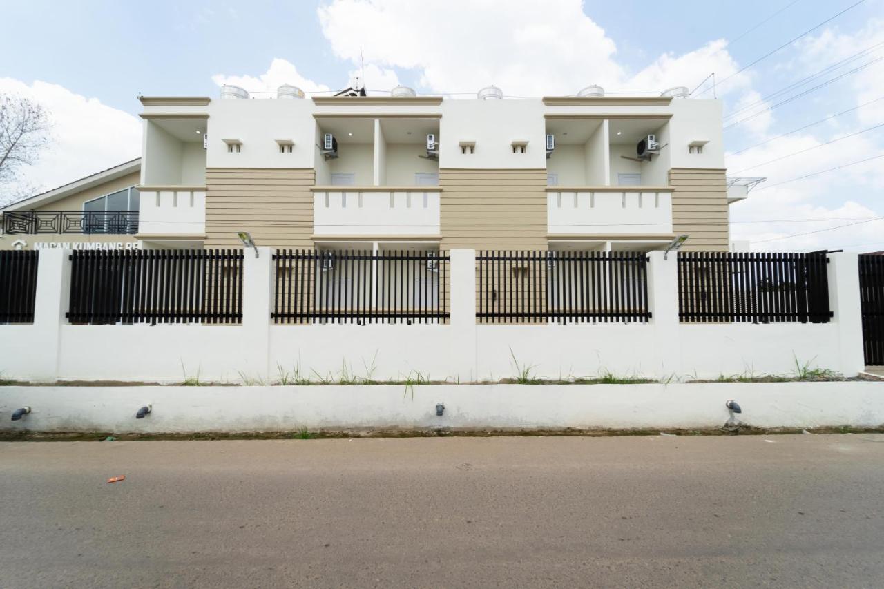 Reddoorz Near Griya Agung Palembang Hotel Talang Kelapa Exterior photo
